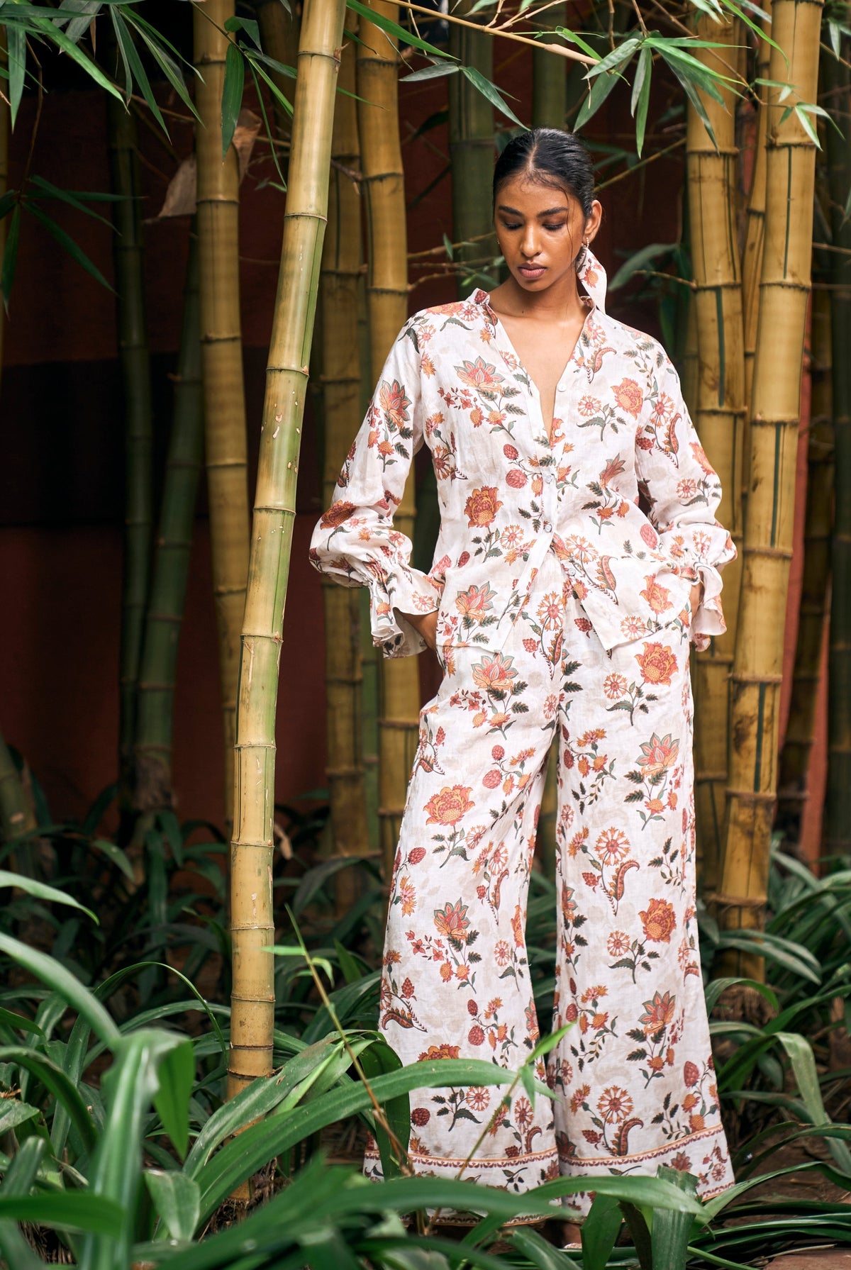 Floral Pant with border in 60 lea