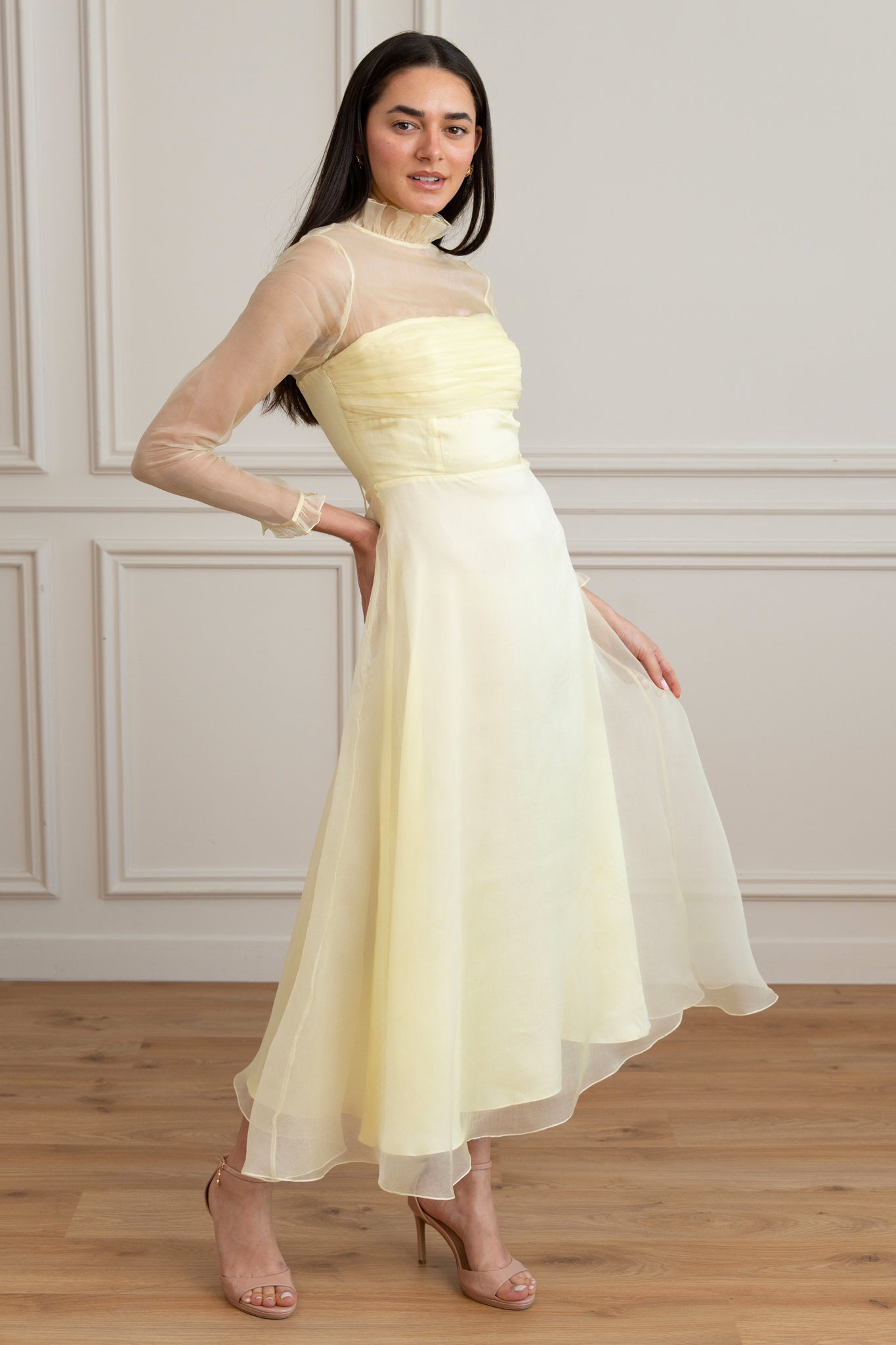 luxury light yellow flared maxi dress for party
