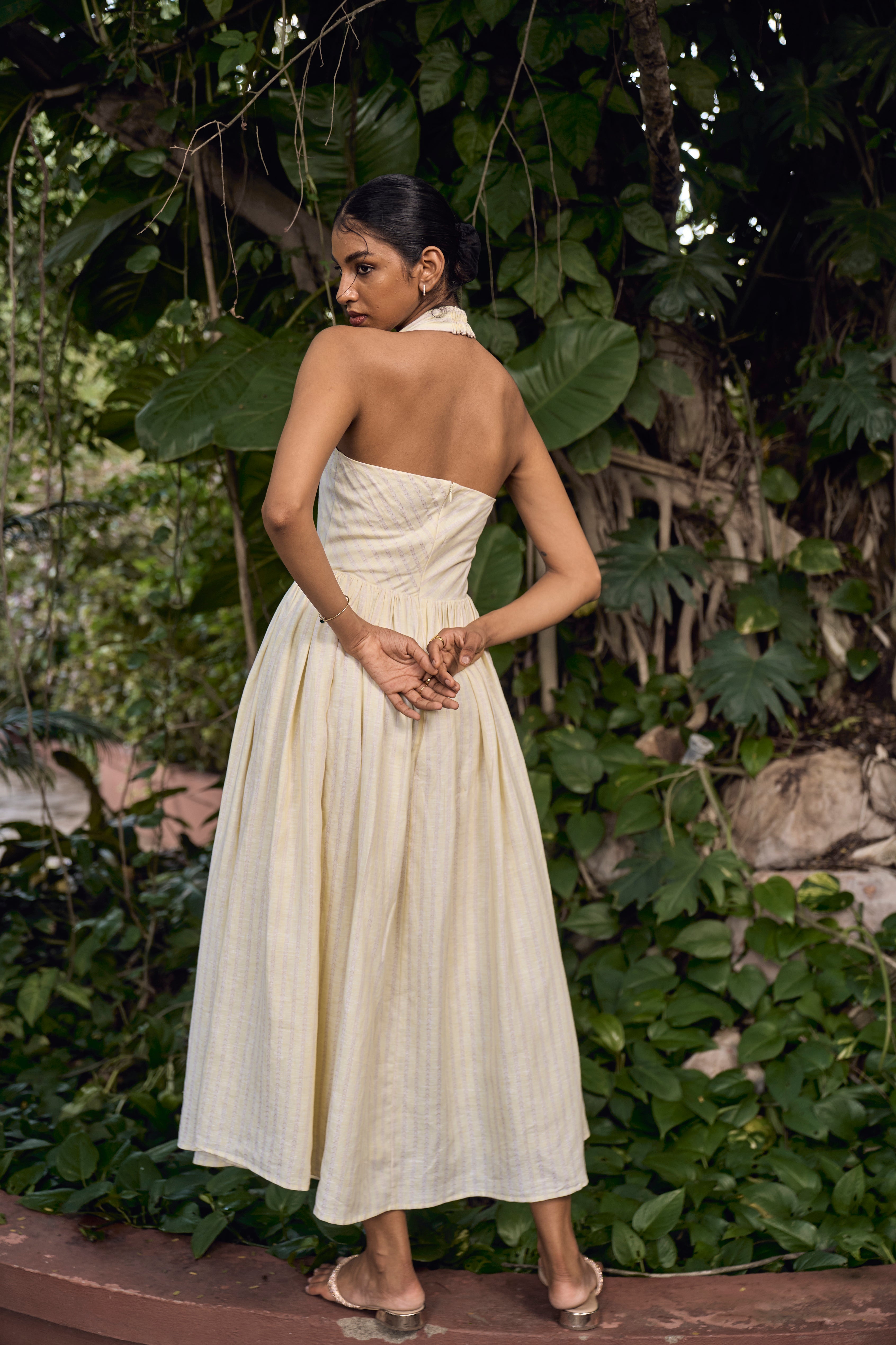 BRIELLE HALTER DRESS : PALE YELLOW BY BEIGE XL / PALE YELLOW BY BEIGE